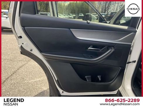 Used 2024 MAZDA CX-90 3.3 Turbo w/ Preferred Plus AWD/4WD image 15
