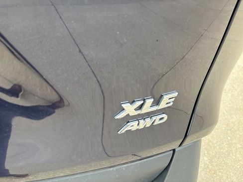 Used 2025 Toyota RAV4 XLE AWD/4WD image 24