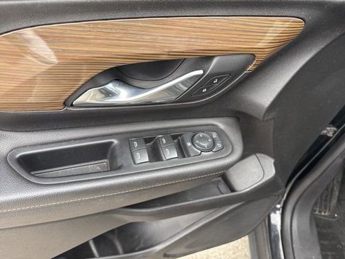 Used 2019 GMC Terrain SLE w/ Driver Convenience Package image 9