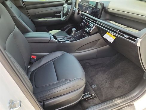 New 2025 Hyundai Tucson XRT image 9