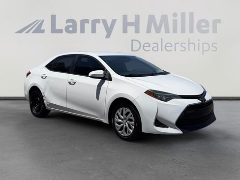 Used 2019 Toyota Corolla LE FWD image 7