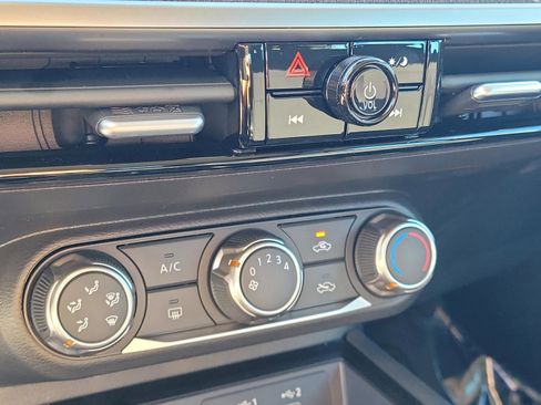 New 2026 Nissan Kicks S image 26