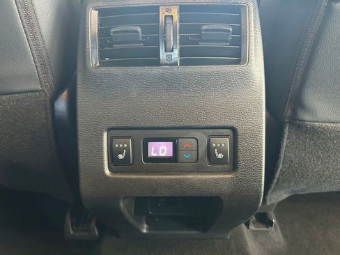 Used 2024 Mitsubishi Outlander SEL FWD image 29