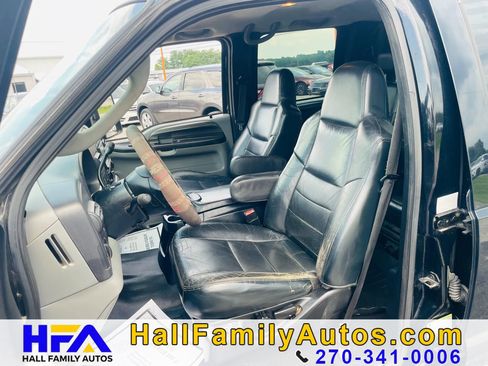Used 2005 Ford F250 XLT image 12