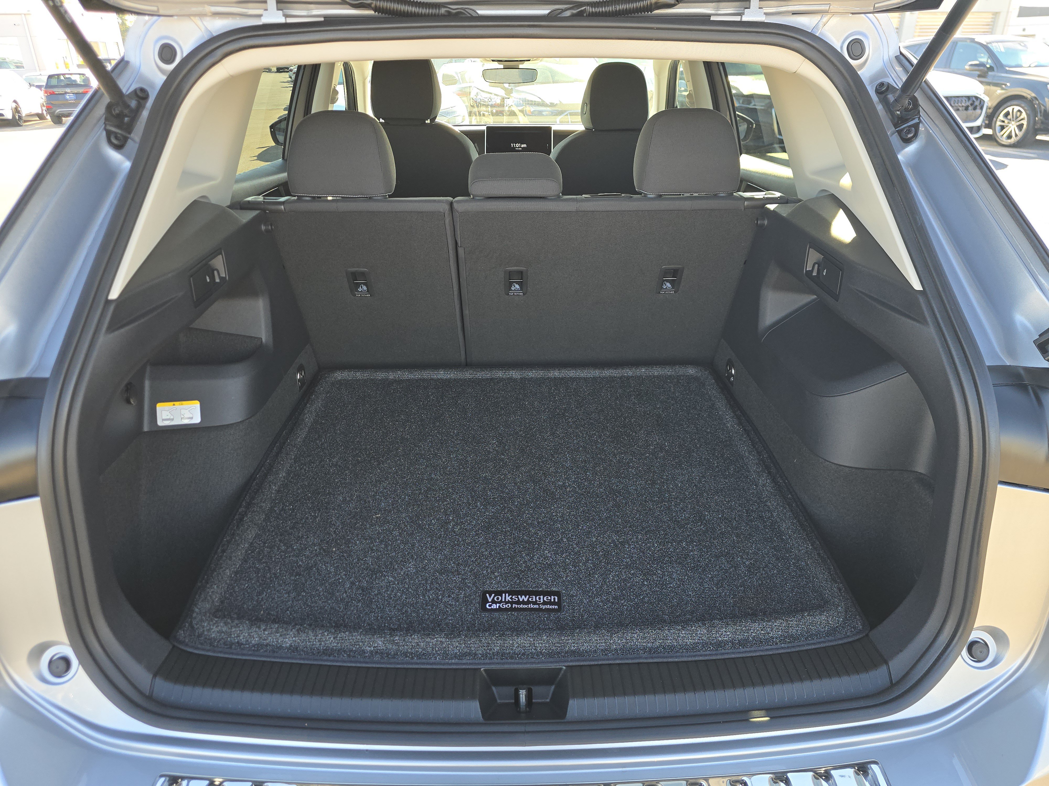 Certified 2025 Volkswagen Tiguan S AWD/4WD image 16