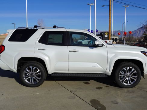 New 2026 Toyota 4Runner Limited image 9