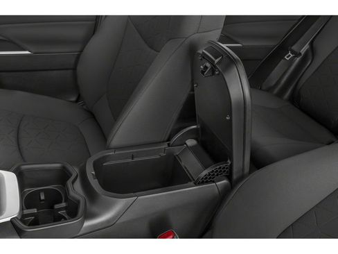 Used 2025 Toyota RAV4 XLE w/ Convenience Package AWD/4WD image 12