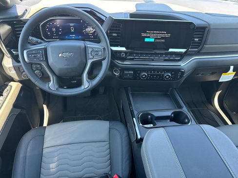 New 2026 Chevrolet Silverado 2500 ZR2 image 24