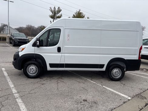New 2026 RAM ProMaster 2500 FWD image 18