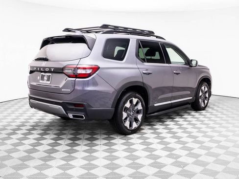 New 2026 Honda Pilot Touring image 6