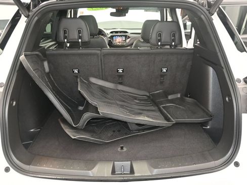 Used 2023 Chevrolet TrailBlazer RS w/ Sun and Liftgate Package AWD/4WD image 37