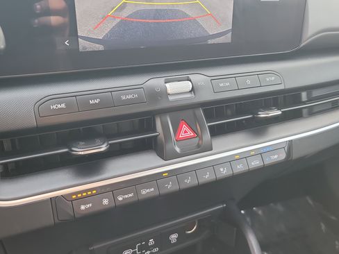 Used 2025 Kia K4 FWD image 22