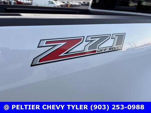 Used 2018 Chevrolet Colorado Z71 image 11