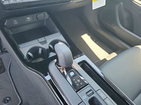 New 2026 Toyota Prius Plug-In Hybrid image 24