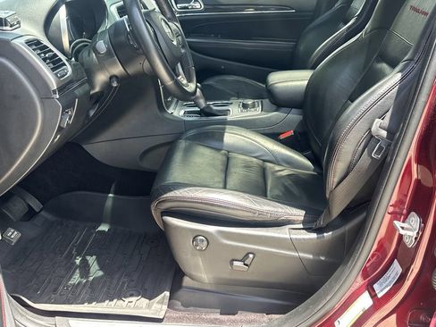 Used 2017 Jeep Grand Cherokee Trailhawk w/ Trailhawk Luxury Group AWD/4WD image 9