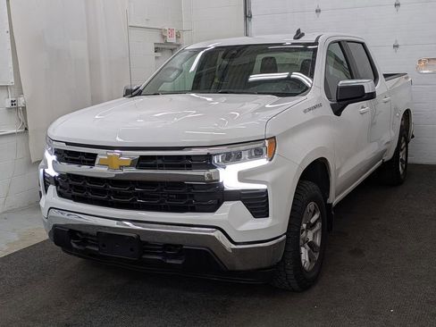 Used 2023 Chevrolet Silverado 1500 LT AWD/4WD image 1