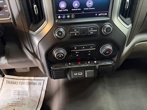 Used 2020 Chevrolet Silverado 1500 LT image 24