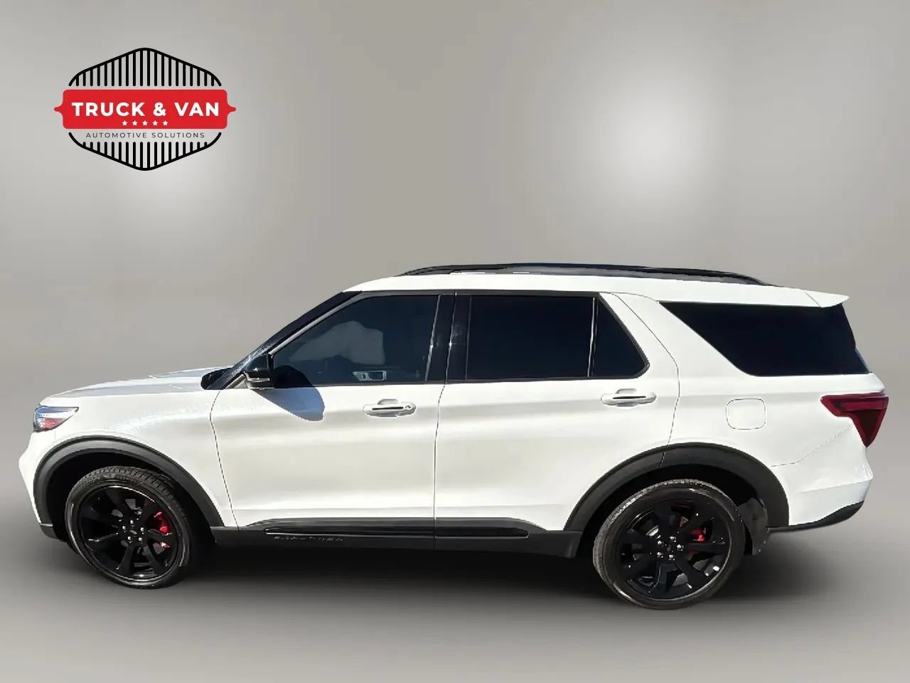 Used 2021 Ford Explorer ST w/ Equipment Group 401A AWD/4WD image 3