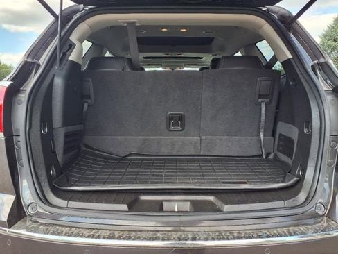 Used 2017 Buick Enclave Leather image 8