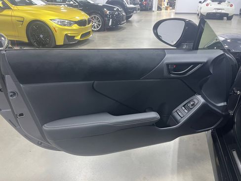 Used 2023 Toyota GR86 Premium image 24