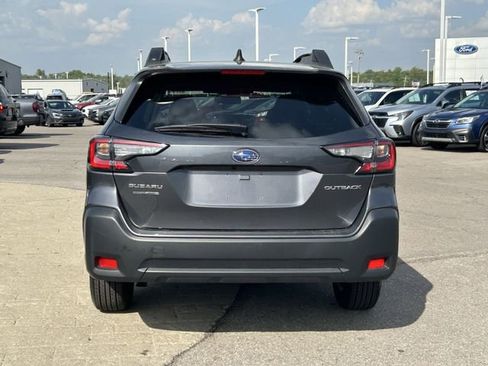 Certified 2025 Subaru Outback Premium AWD/4WD image 6