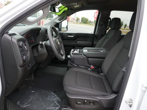 New 2025 Chevrolet Silverado 2500 Custom w/ Custom Value Package image 16