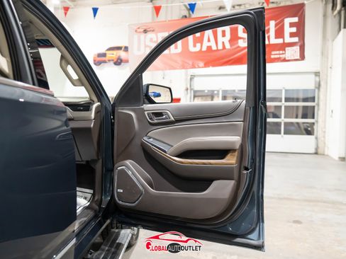 Used 2019 GMC Yukon Denali w/ Denali Ultimate Package image 45