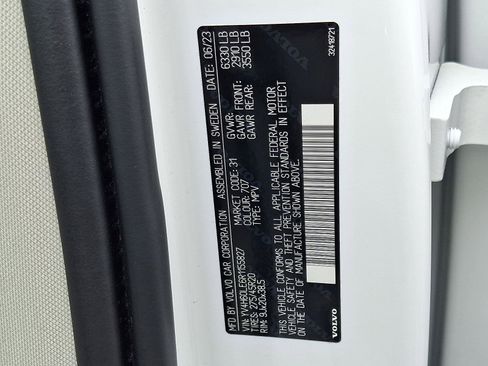 Certified 2024 Volvo XC90 T8 Plus AWD/4WD image 27