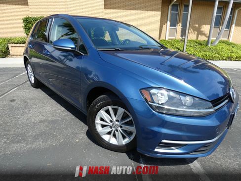Used 2018 Volkswagen Golf S FWD image 5