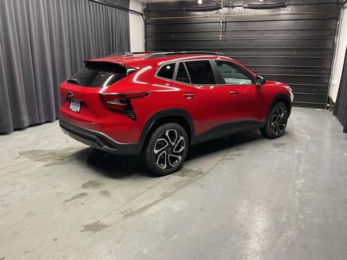 New 2026 Chevrolet Trax RS w/ Sunroof Package image 5