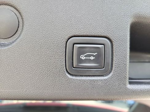 Used 2024 Chevrolet Equinox LT image 22