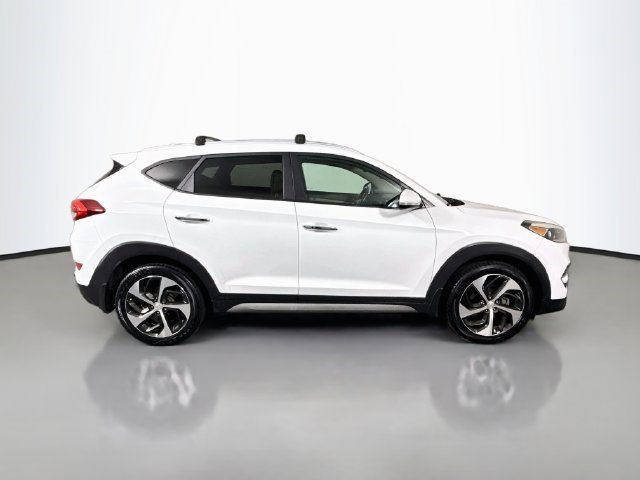 Used 2017 Hyundai Tucson Limited FWD image 11