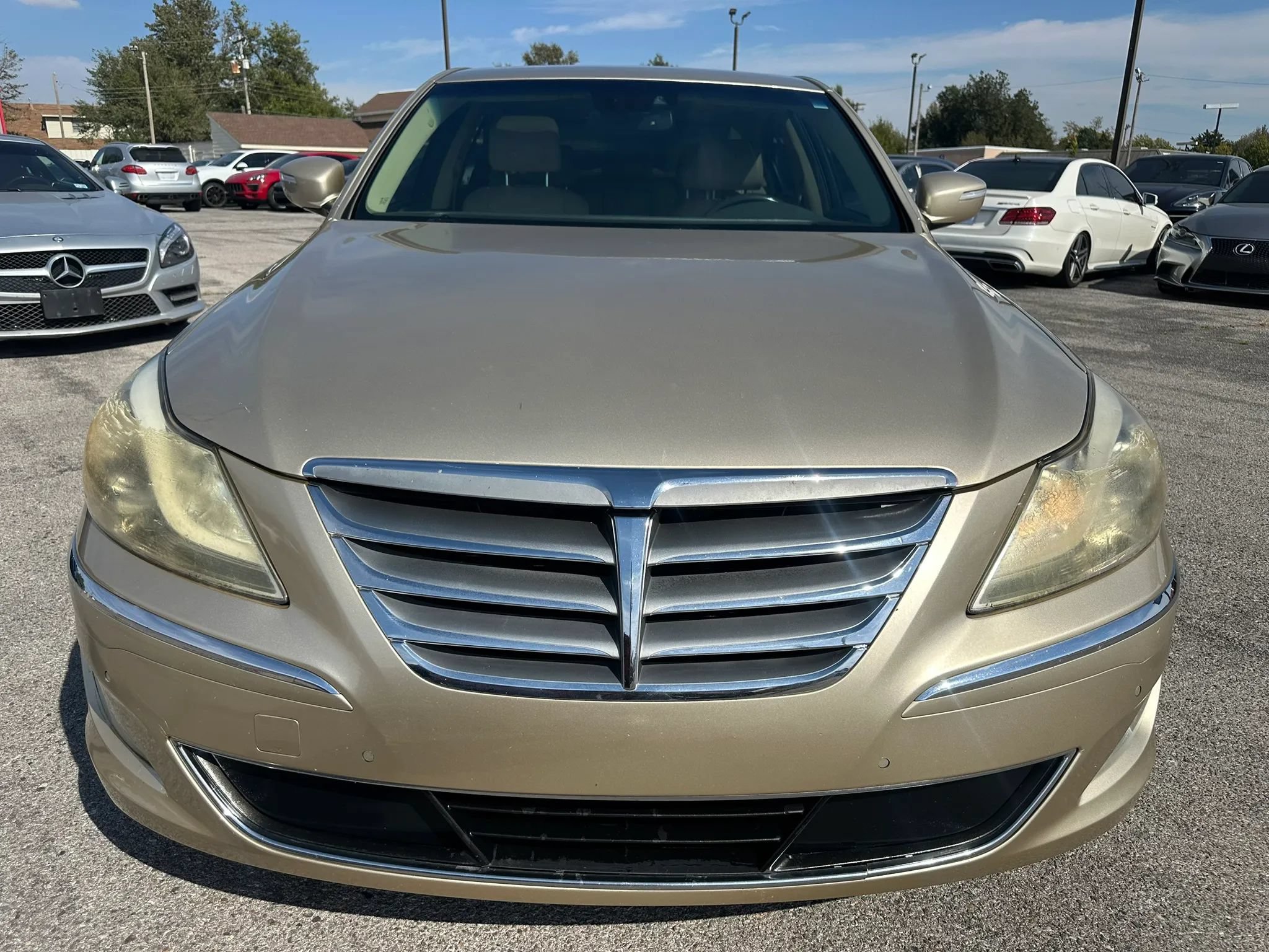 Used 2012 Hyundai Genesis 3.8 w/ Premium Pkg RWD image 31