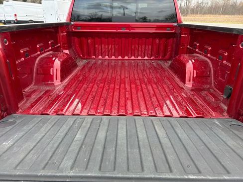 Used 2023 Chevrolet Silverado 1500 LT Trail Boss w/ Convenience Package II image 25