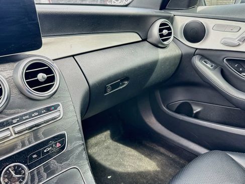 Used 2019 Mercedes-Benz C 300 Sedan w/ Premium Package image 15