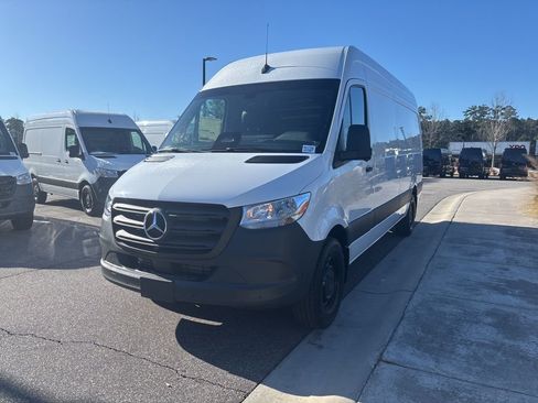 New 2026 Mercedes-Benz Sprinter 2500 image 7