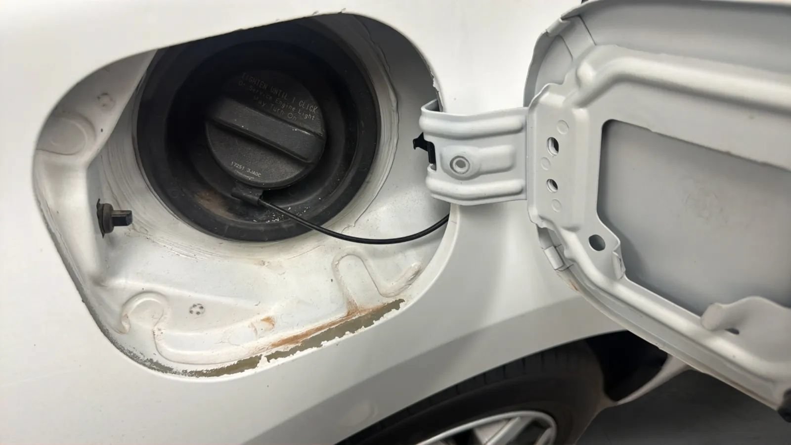 Used 2017 Nissan Sentra S FWD image 27