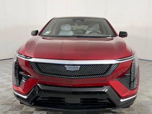 New 2026 Cadillac Optiq Luxury 2 AWD/4WD image 6