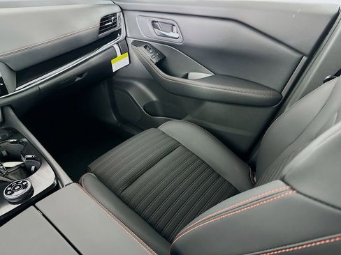 New 2026 Nissan Rogue SV image 30