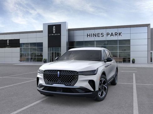 New 2026 Lincoln Nautilus Premier w/ Equipment Group 102A image 2