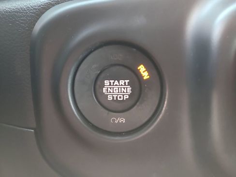 Certified 2020 Jeep Gladiator Sport w/ Quick Order Package 24S image 24