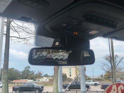 Used 2024 Ford Bronco Wildtrak image 27