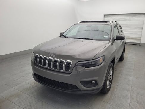 Used 2019 Jeep Cherokee Latitude Plus image 15