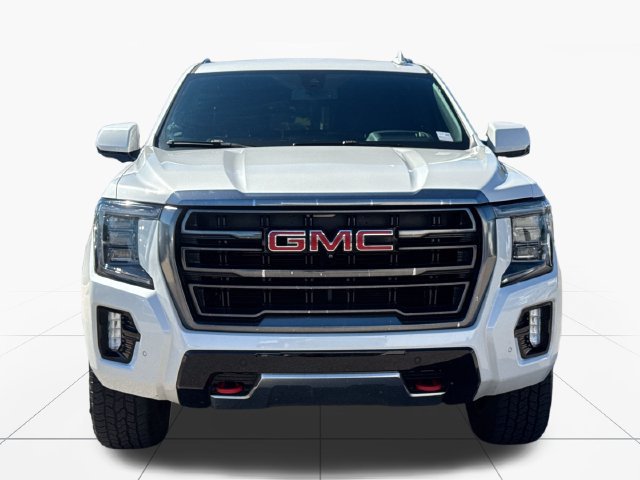 Used 2021 GMC Yukon XL AT4 w/ AT4 Premium Package AWD/4WD image 9