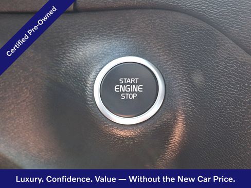 Certified 2024 Volvo XC40 B5 Plus w/ Climate Package AWD/4WD image 24