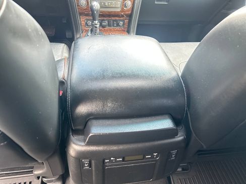 Used 2017 Nissan Armada Platinum w/ Captain Seat Package AWD/4WD image 28