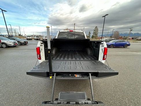 Used 2018 Ford F150 Lariat w/ Equipment Group 502A Luxury image 12