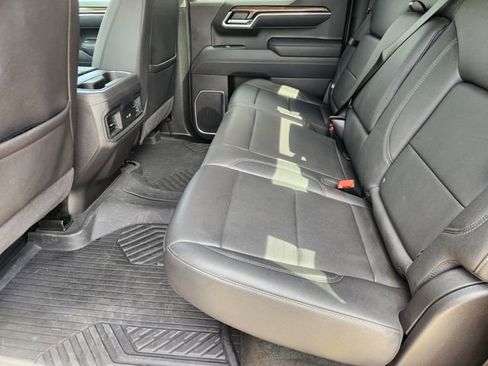 Used 2025 Chevrolet Silverado 1500 LT Trail Boss w/ LT Trail Boss Premium Package image 30