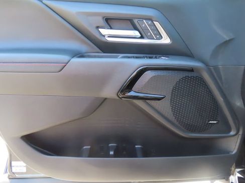 Certified 2025 Chevrolet Silverado EV RST AWD/4WD image 13