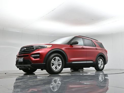 Used 2020 Ford Explorer XLT w/ Equipment Group 202A image 51